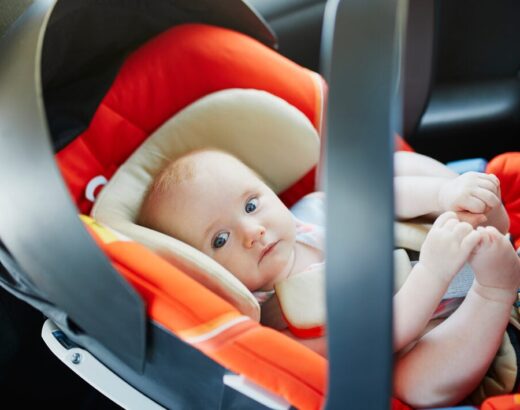 Comment occuper bébé en voiture ?