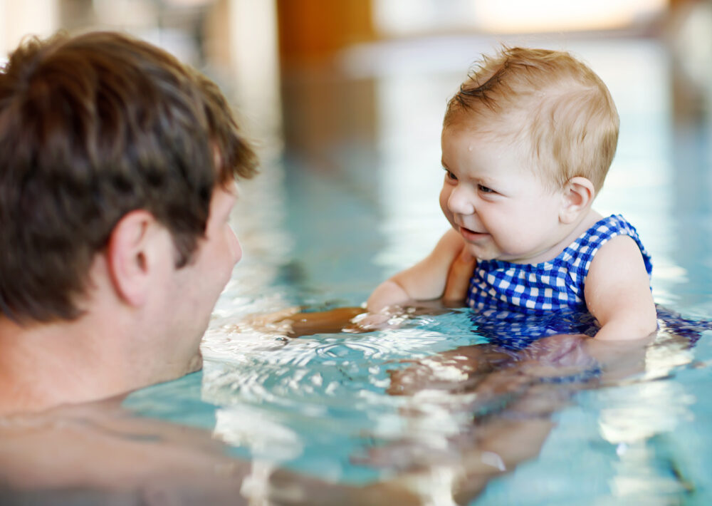 Le bain libre de Bébé : tout ce que vous devez savoir