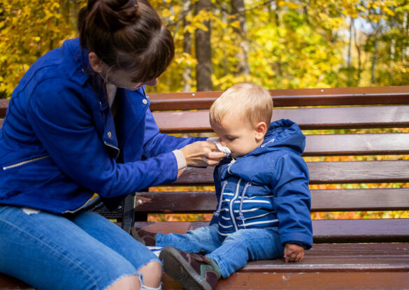 Comment moucher un bébé enrhumé ?