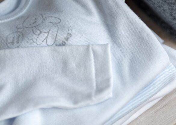 Tous nos conseils pour laver les vêtements de bébé