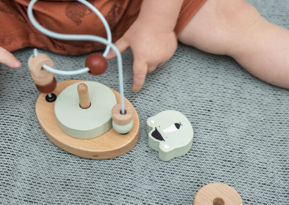 Quels jouets en bois acheter pour bébé ?
