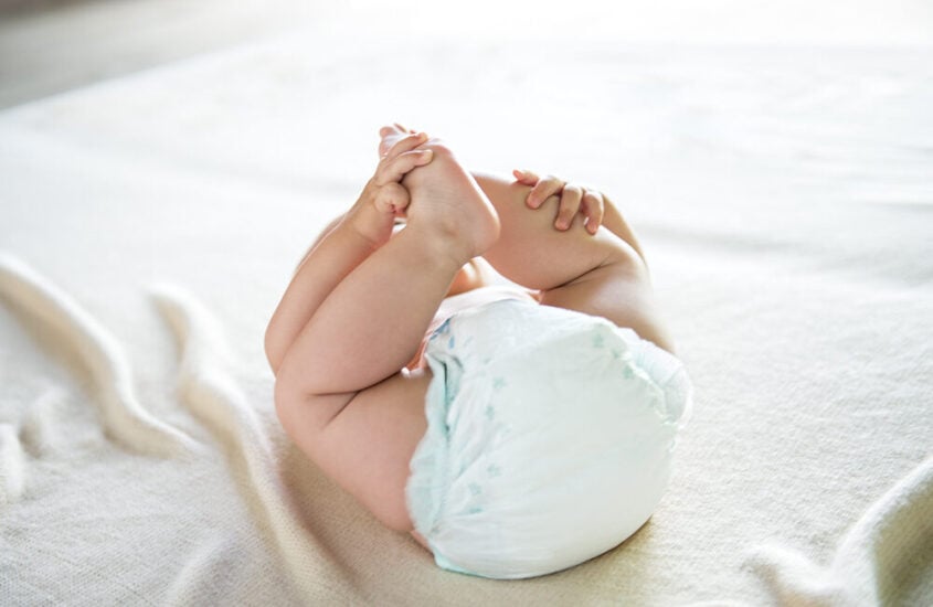 Tout savoir sur les premières selles de bébé