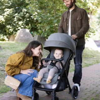 🌟JEU CONCOURS – Gagnez votre duo poussette compacte et coque naissance ! 🎁

Aubert x JOIE

Tentez de remporter le duo iconique de la marque Joie pour les parents citadins !
✨ 1 poussette compacte Parcel LX (coloris au choix)
✨ 1 coque naissance Sprint (avec crochets isofix intégrés) (coloris au choix)

Pour participer, c’est très simple :
✅ Likez ce post
✅ Abonnez-vous aux comptes @aubert_france et @joie_baby_fr 
✅ Mentionnez 2 amis en commentaire qui aimeraient eux aussi, tenter leur chance !
🎯 Bonus : Partagez ce concours en story pour multiplier vos chances 🏆

📅 Vous avez jusqu’au 28 septembre 2025 minuit pour participer.
Le/la gagnant(e) sera tiré(e) au sort et annoncé(e) en commentaire.

🍀 Bonne chance à toutes et à tous ! 🍀

#Jeuconcours #concours #joie #Aubert #poussette #poussettecompacte #siègeauto #cosy #sécurité #cadeau #naissance #voyages #ParcelLX #Sprint