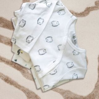 🌸 Petits bodies, grands coups de cœur ! 💛

Alors, vous êtes plutôt ourson 🐻, toucan 🦜 ou chat 🐱 ?

#BodiesBébé #Tendresse #ModeBébé #PetitBonheur #Aubert #Marèse #Ptitbisou #Douceur #Confort #Bébé #Style