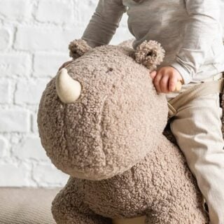 ✨ Bébé adore… et nous aussi ! ✨

Tout doux, tout moelleux, pour des moments câlins et chaleureux 🐣💛
Laissez-vous séduire par des matières cocooning parfaites pour l’hiver ❄️🎄
Idéal pour offrir ou se faire plaisir avec Noël qui approche 🎁😍​

⭐ Lien de la sélection "Bébé adore, c'est tout doux !" dans la bio 

#BébéAdore #ToutDoux #CâlinsDeBébé #UniversBébé #NoëlBébé #SélectionCocooning #MomLife #BabyLove #Aubert #PremierNoël #Sélection #Douceur #Moumoute #Cadeaux #Jecraque