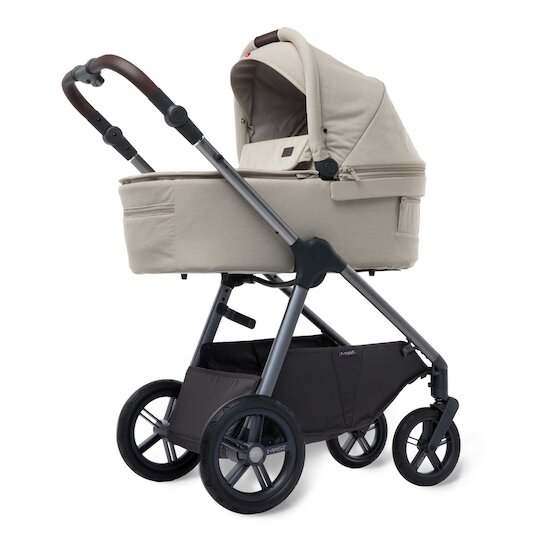 Duo M.5x  Poussette + Nacelle Lion  de MASTSWISS