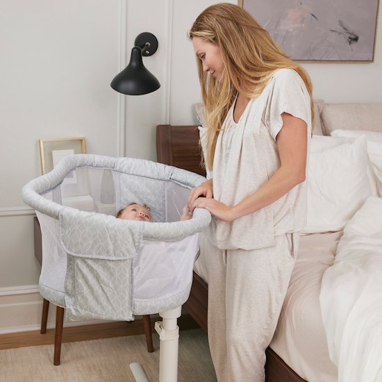 Berceau pivotant 360° BassiNest® Essentia Gris  de Halo