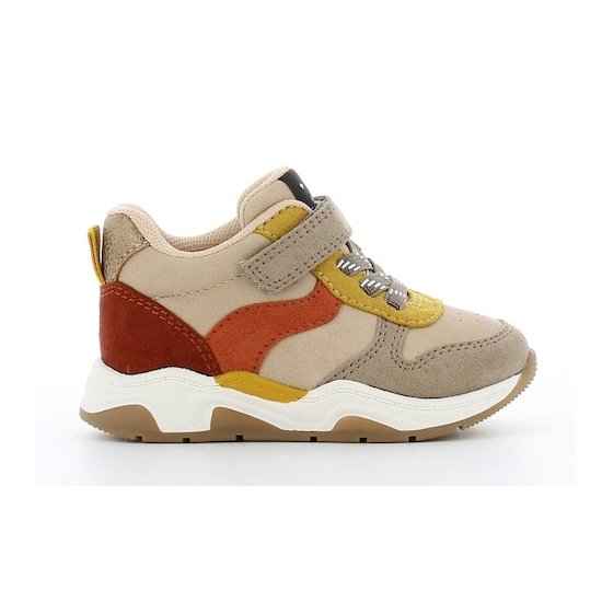 Sneakers lacets et scratch Nude/Camel  de P'tit Bisou premiers pas