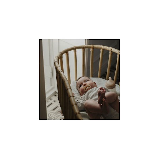 Sucette symétrique Zero.Zero Light  de Suavinex