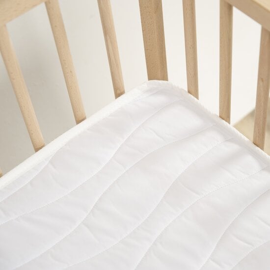 Pack matelas + Alèse + Plan incliné Blanc 60 x 120 cm de P'tit lit Pack matelas + Alèse + Plan incliné Blanc 60 x 120 cm de P'tit lit