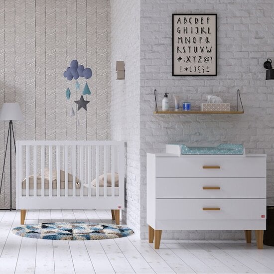 Chambre Lounge : Lit bébé 60x120 + Commode