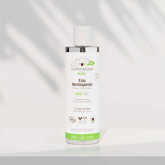 Eau nettoyante   de Alphanova bébé Eau nettoyante   de Alphanova bébé