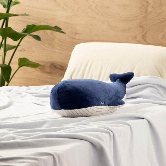 Peluche Kanaroa la baleine Bleu 46 cm de Trousselier Peluche Kanaroa la baleine Bleu 46 cm de Trousselier