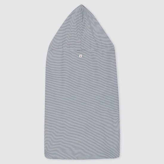 Protège porte-bébé bleu Smoking/blanc Marschmallow  de Petit Bateau Protège porte-bébé bleu Smoking/blanc Marschmallow  de Petit Bateau