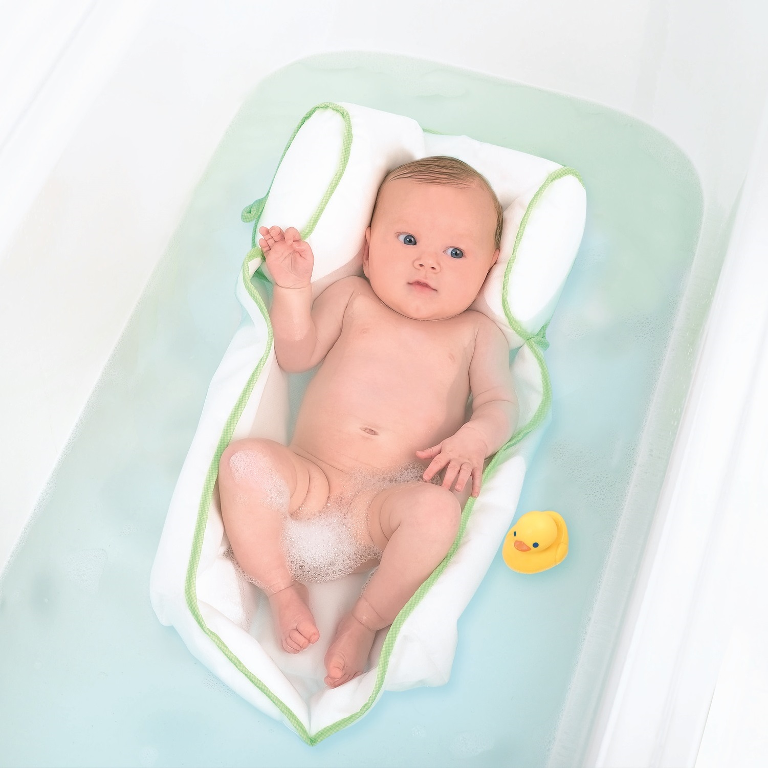 Matelas Flottant Pour Baignoire Easy Bath Doomoo Deltababy Blanc De Babymoov Accessoires De Bain Aubert Baby 00