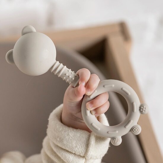 Hochet ours en silicone Argile  de Nattou