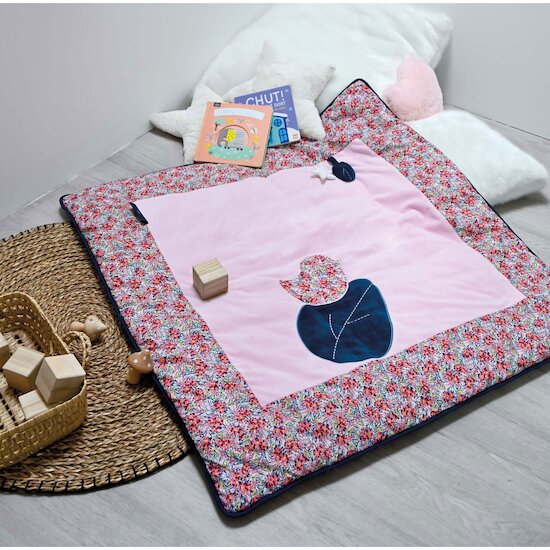 Boh'aime Tapis de parc Tapidou Floral 100 x 100 cm de Doudou et Compagnie Boh'aime Tapis de parc Tapidou Floral 100 x 100 cm de Doudou et Compagnie