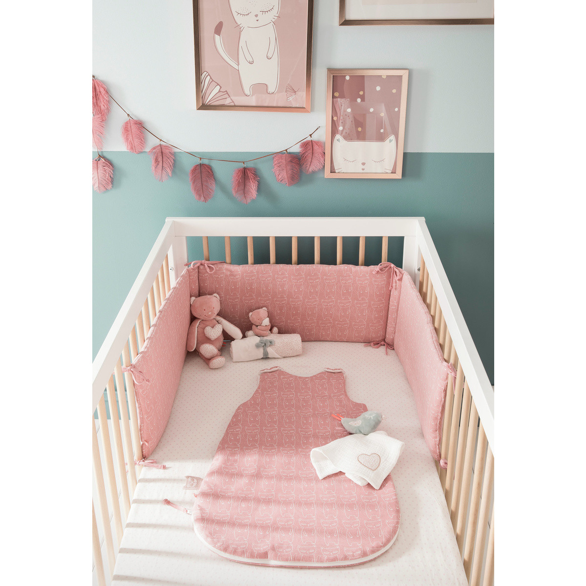 Imagine Tour De Lit Jersey Rose De Noukies Tours De Lit Aubert