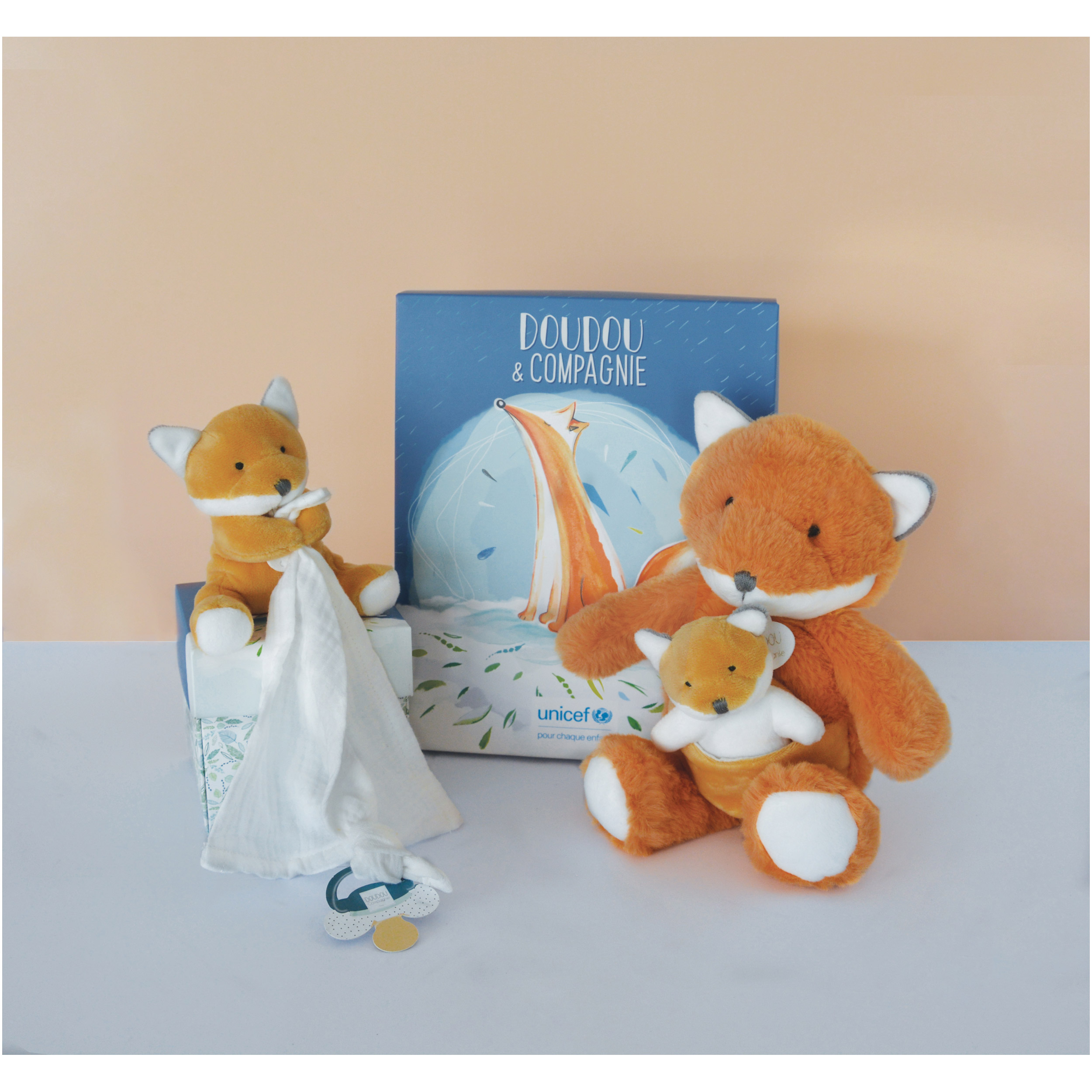 Pantin Bebe Moi Collection Unicef Renard De Doudou Et Compagnie Peluches Aubert Pantin Bebe Moi Collection Unicef Renard De Doudou Et Compagnie Peluches Aubert