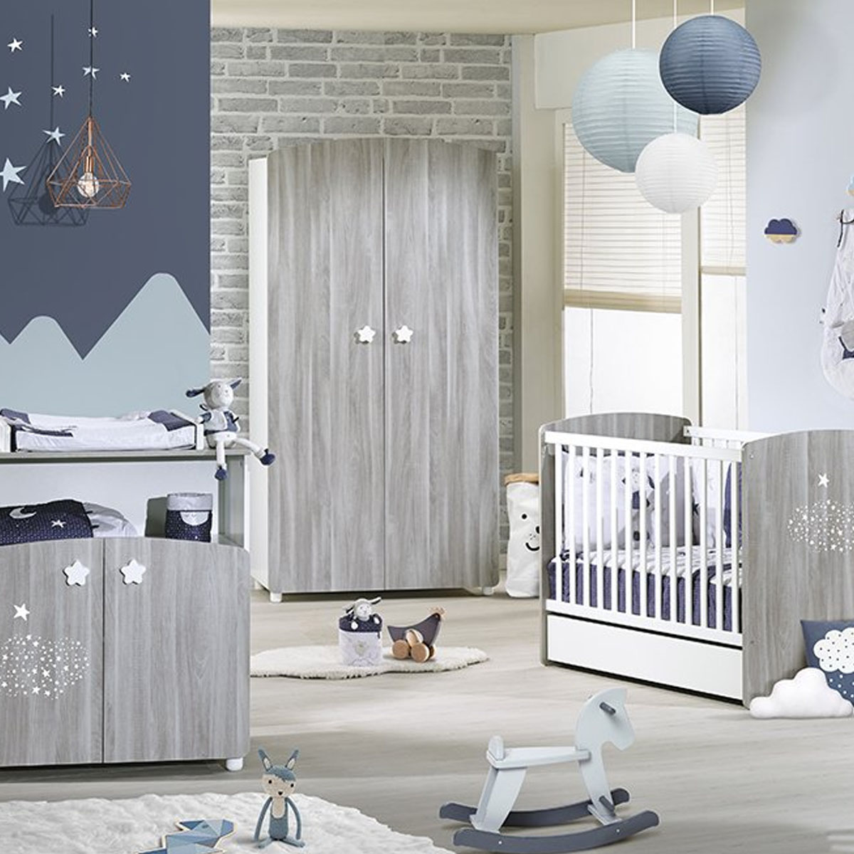 Hugo Armoire 2 Portes Gris Blanc De Sauthon Baby S Sweet Home Armoires 2 Portes Aubert