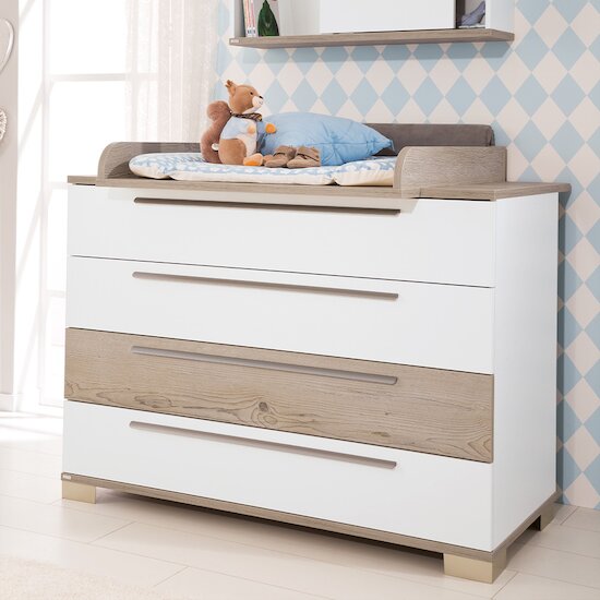 Carlo Commode 4 tiroirs 3 tiroirs blancs/1 tiroir épicéa  de Paidi Carlo Commode 4 tiroirs 3 tiroirs blancs/1 tiroir épicéa  de Paidi