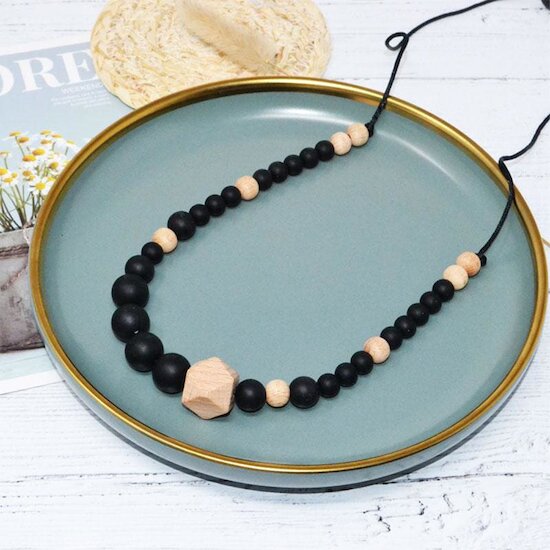 Collier d'allaitement ou de portage en silicone Noir/Bois  de Irréversible