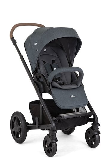 Pack Trio Chrome DLX  : poussette  + nacelle Chrome + siège auto i-snug 2 Moonlight  de Joie Pack Trio Chrome DLX  : poussette  + nacelle Chrome + siège auto i-snug 2 Moonlight  de Joie