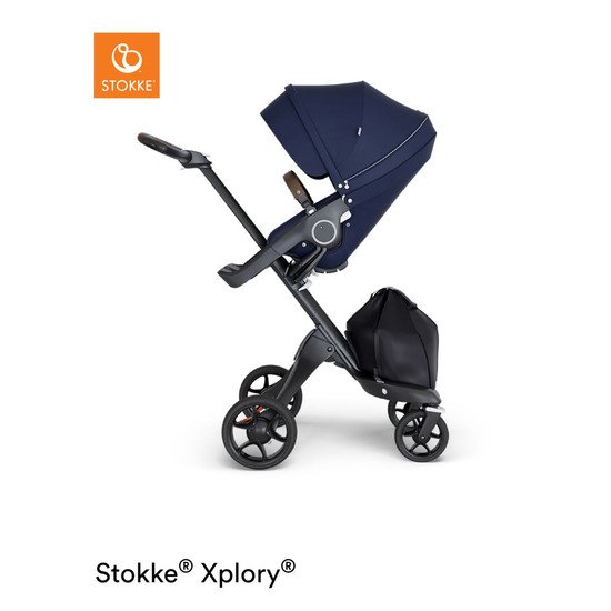 Poussette Xplory® Bleu profond - poignée marron  de Stokke®