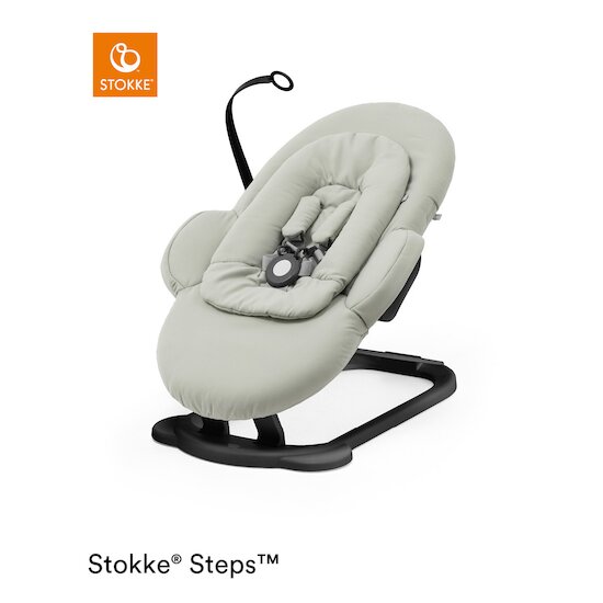 Transat Steps™ Vert sauge / Châssis noir  de Stokke®