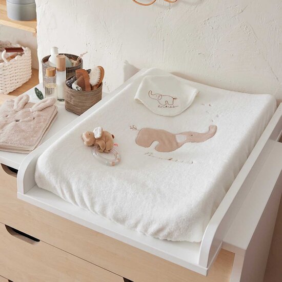 Bali, Moka & Snow Matelas à langer Bali l'éléphant 47 x 67 cm de Noukies Bali, Moka & Snow Matelas à langer Bali l'éléphant 47 x 67 cm de Noukies