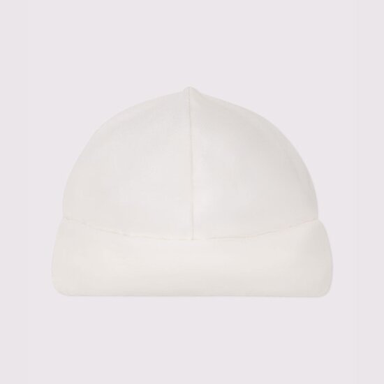 Bonnet naissance bébé en bouclette velours Blanc  de Petit Bateau Bonnet naissance bébé en bouclette velours Blanc  de Petit Bateau