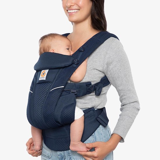 Porte-bébé Omni Breeze Bleu Nuit  de Ergobaby Porte-bébé Omni Breeze Bleu Nuit  de Ergobaby