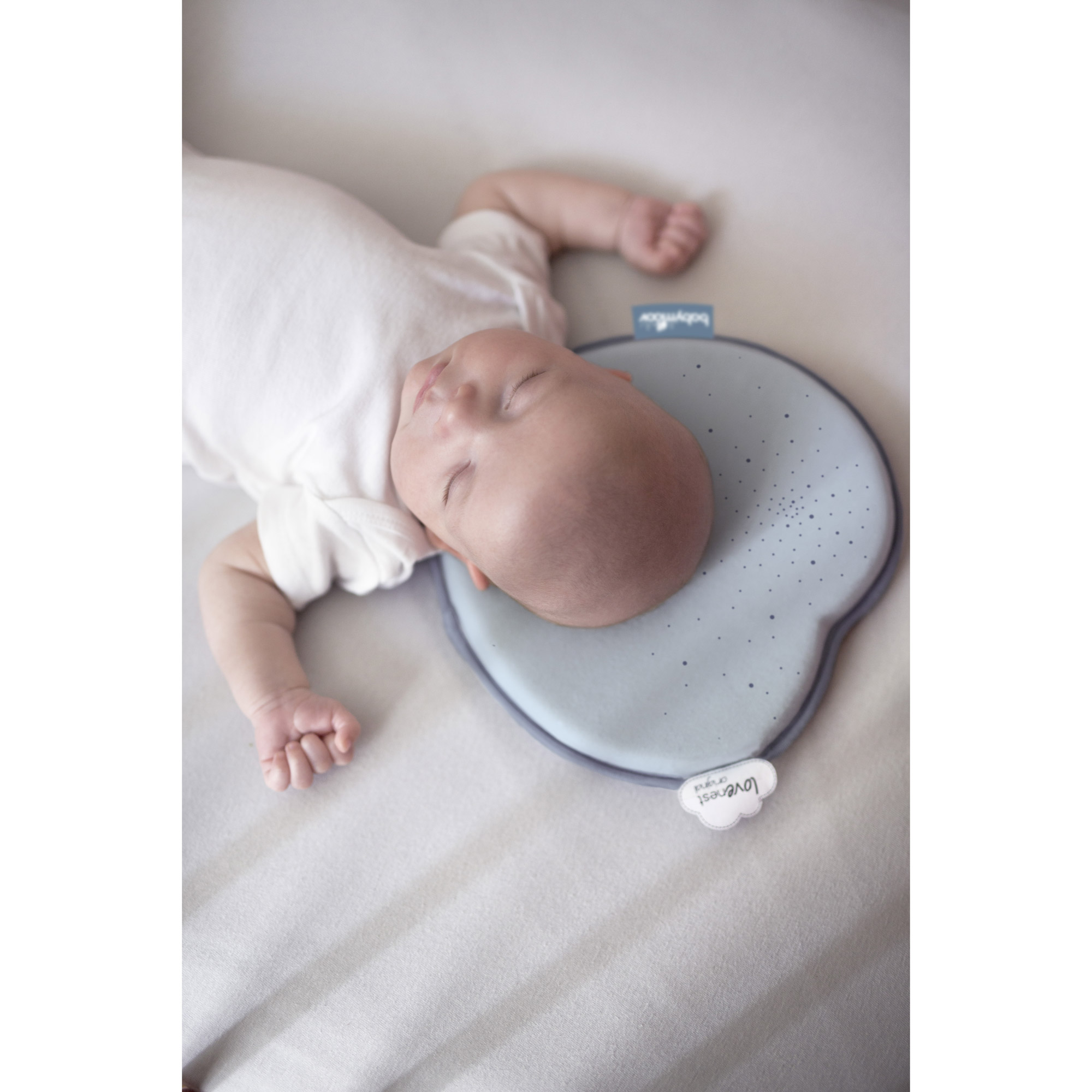 Cale Tete Lovenest Blanc De Babymoov Couettes Et Oreillers Aubert