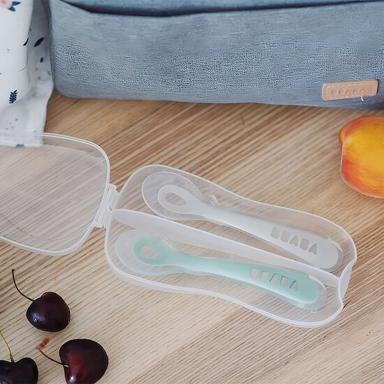 Lot de 2 Cuillères 2ème âge en silicone + boite de transport Gris/Vert  de Béaba