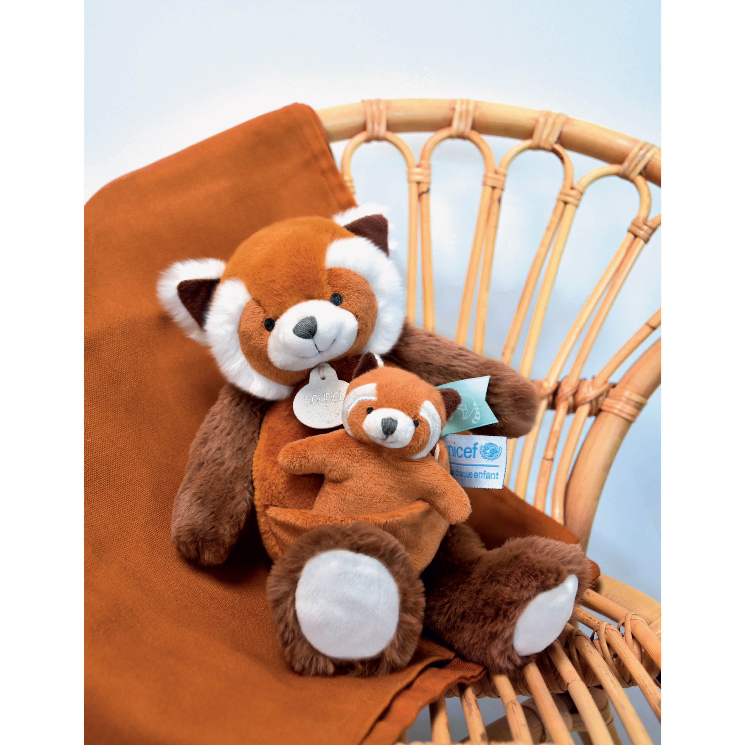 veilleuse peluche Panda roux- 15 cm - Doudou et compagnie Unicef