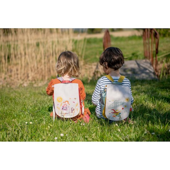 Sac à dos l'original La Fille et la Trotinette  de L'Oiseau Bateau Sac à dos l'original La Fille et la Trotinette  de L'Oiseau Bateau