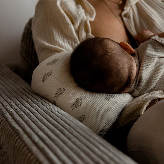 Brassard d'allaitement Jersey Cœur / Gris  de Candide