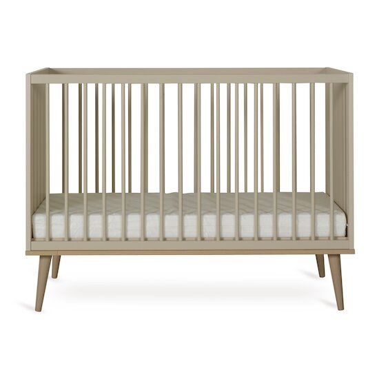 Flow Lit bébé Argile & Oak 60 x 120 cm de Quax Flow Lit bébé Argile & Oak 60 x 120 cm de Quax