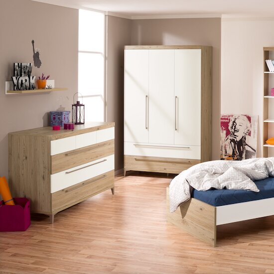Remo Armoire 3 portes 2 tiroirs Blanc/Chêne  de Paidi Remo Armoire 3 portes 2 tiroirs Blanc/Chêne  de Paidi