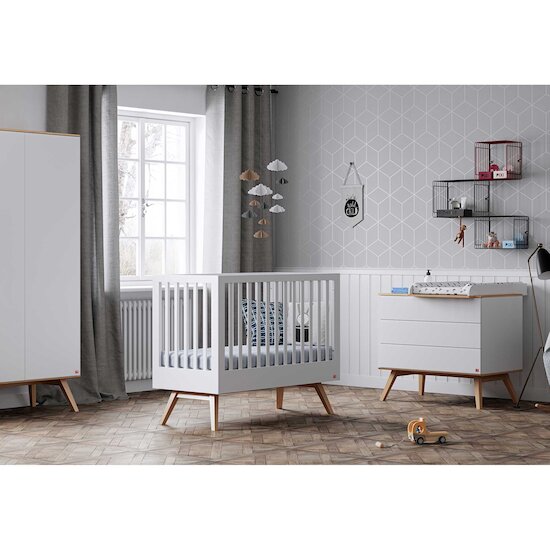 Chambre Nature Complète : Lit évolutif 70 x 140 cm + Armoire + Commode + Plan à langer Blanc  de Vox Chambre Nature Complète : Lit évolutif 70 x 140 cm + Armoire + Commode + Plan à langer Blanc  de Vox