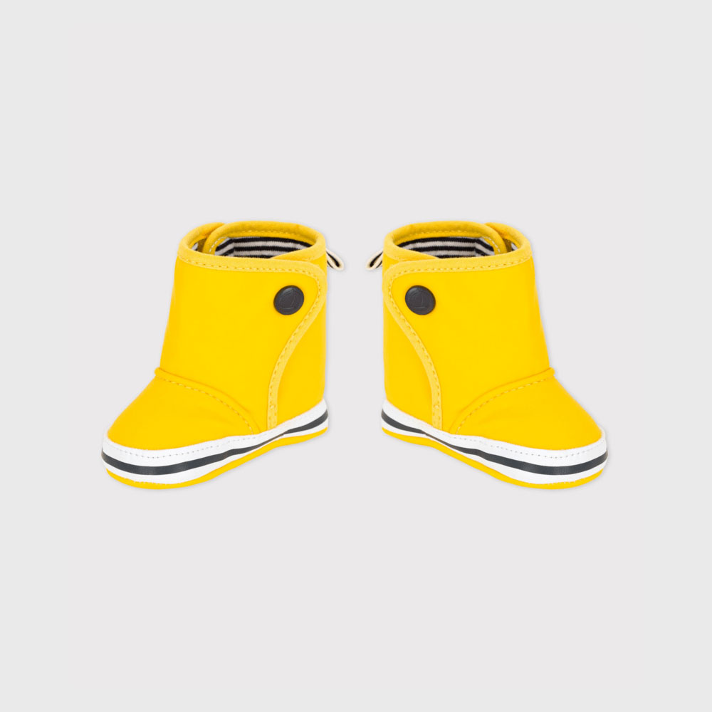 Chaussons style botte de pluie Jaune Petit Bateau Chaussons Garcon Aubert