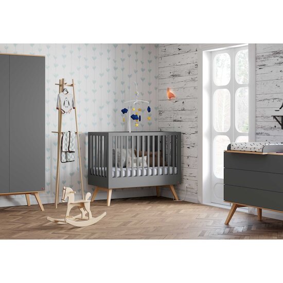 Chambre Nature Complète : Lit évolutif 70 x 140 cm + Armoire + Commode + Plan à langer Gris  de Vox Chambre Nature Complète : Lit évolutif 70 x 140 cm + Armoire + Commode + Plan à langer Gris  de Vox