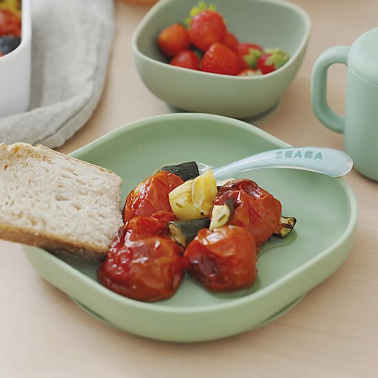 Assiette silicone ventouse  Vert Sauge  de Béaba